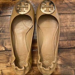 Tory Burch Reva Flat